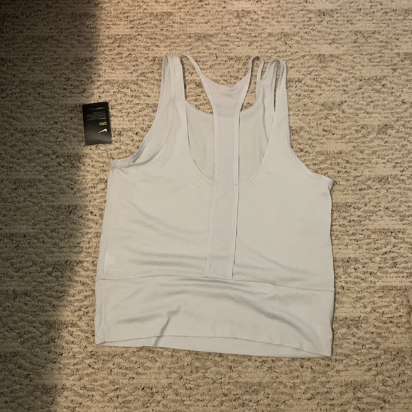 Nike Tank Top side Medium - Picture 4 of 4